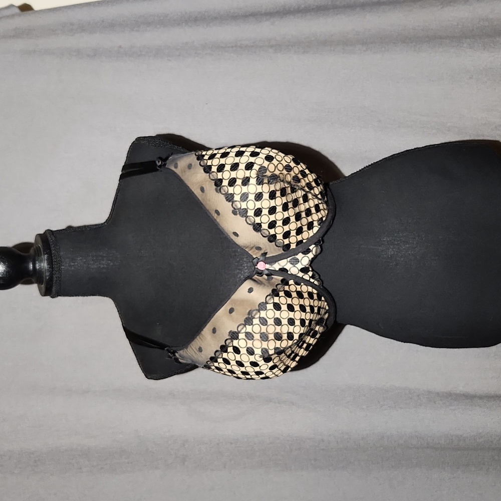 Cacique 46 DDD black lace padded underwire bra